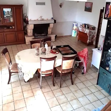 Sharanjitfrance95100 Privatunterkunft *